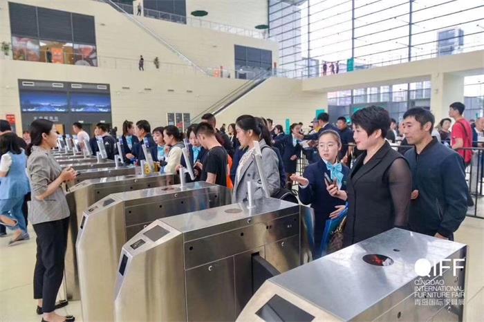 標(biāo)梵互動(dòng)專業(yè)人臉識(shí)別系統(tǒng)技術(shù)助力「2019第16屆青島國(guó)際家具展」全新綻放