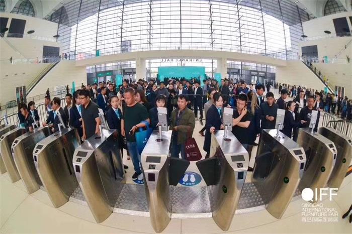 標(biāo)梵互動(dòng)專業(yè)人臉識(shí)別系統(tǒng)技術(shù)助力「2019第16屆青島國(guó)際家具展」全新綻放